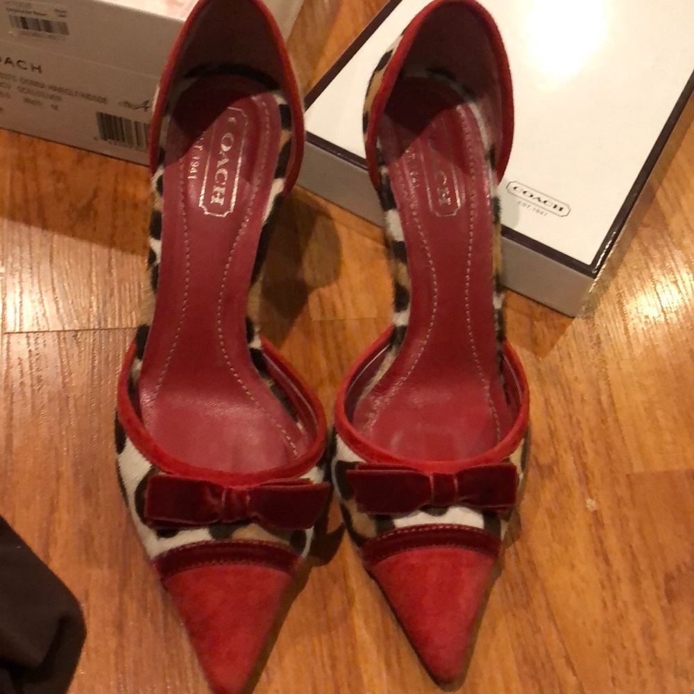 COPY - Coach kitten heels
